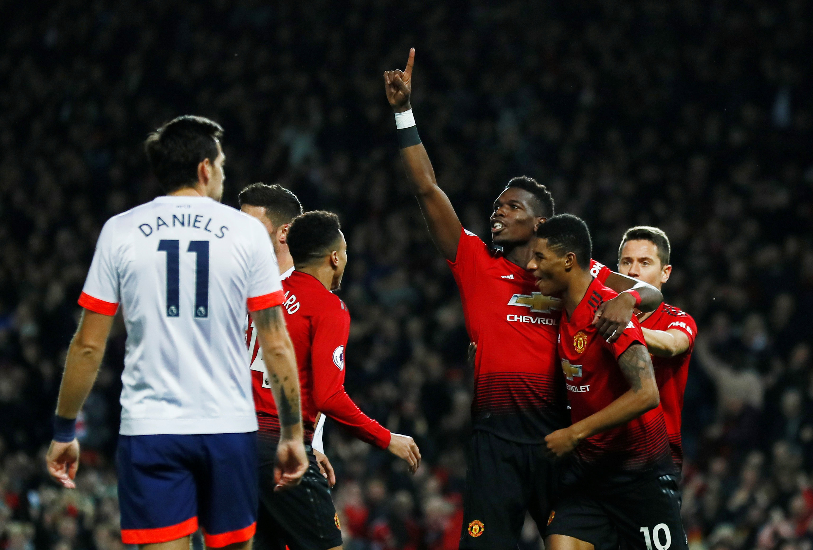 更因其在场 更因其在场