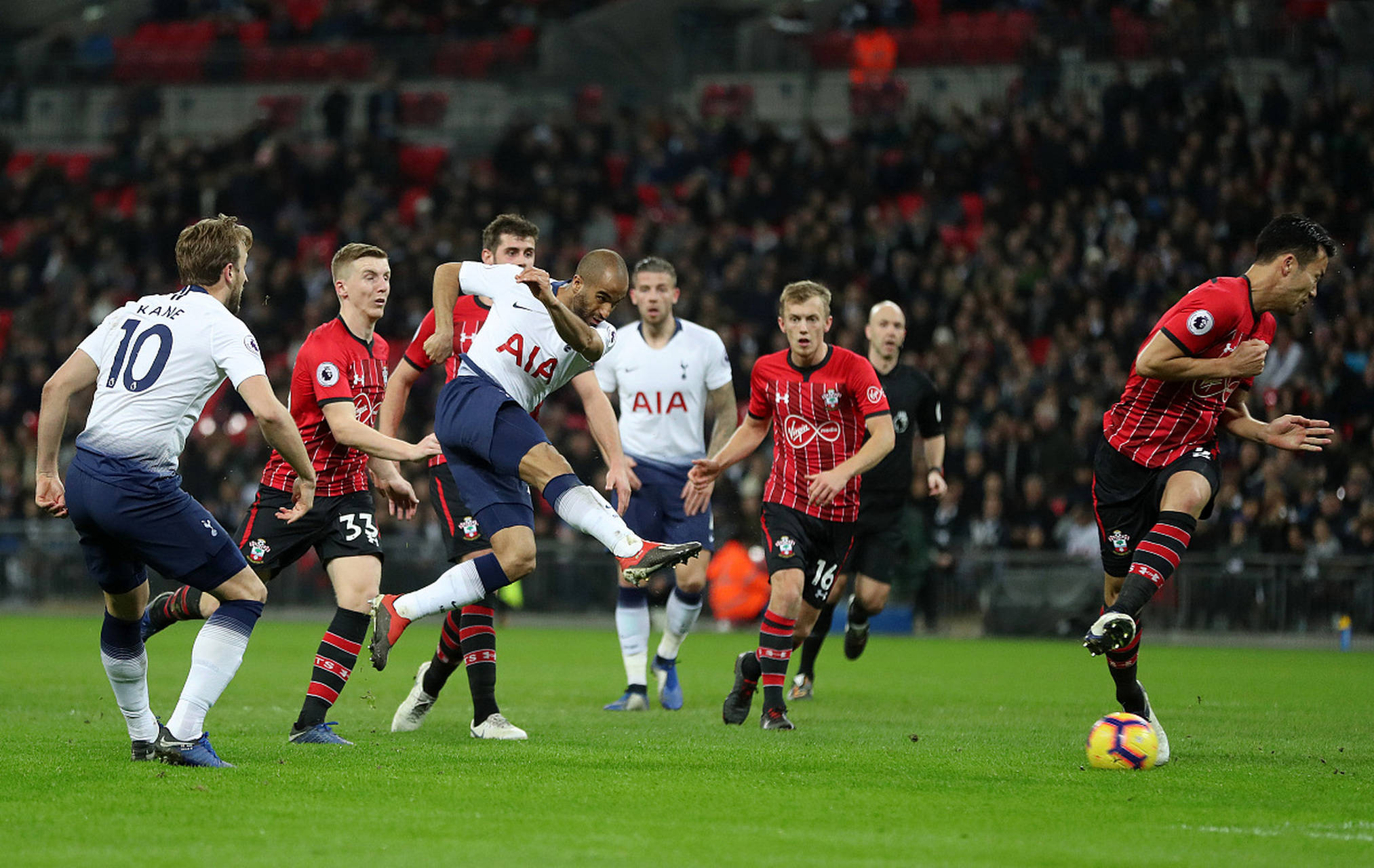 布罗基在接 布罗基在接