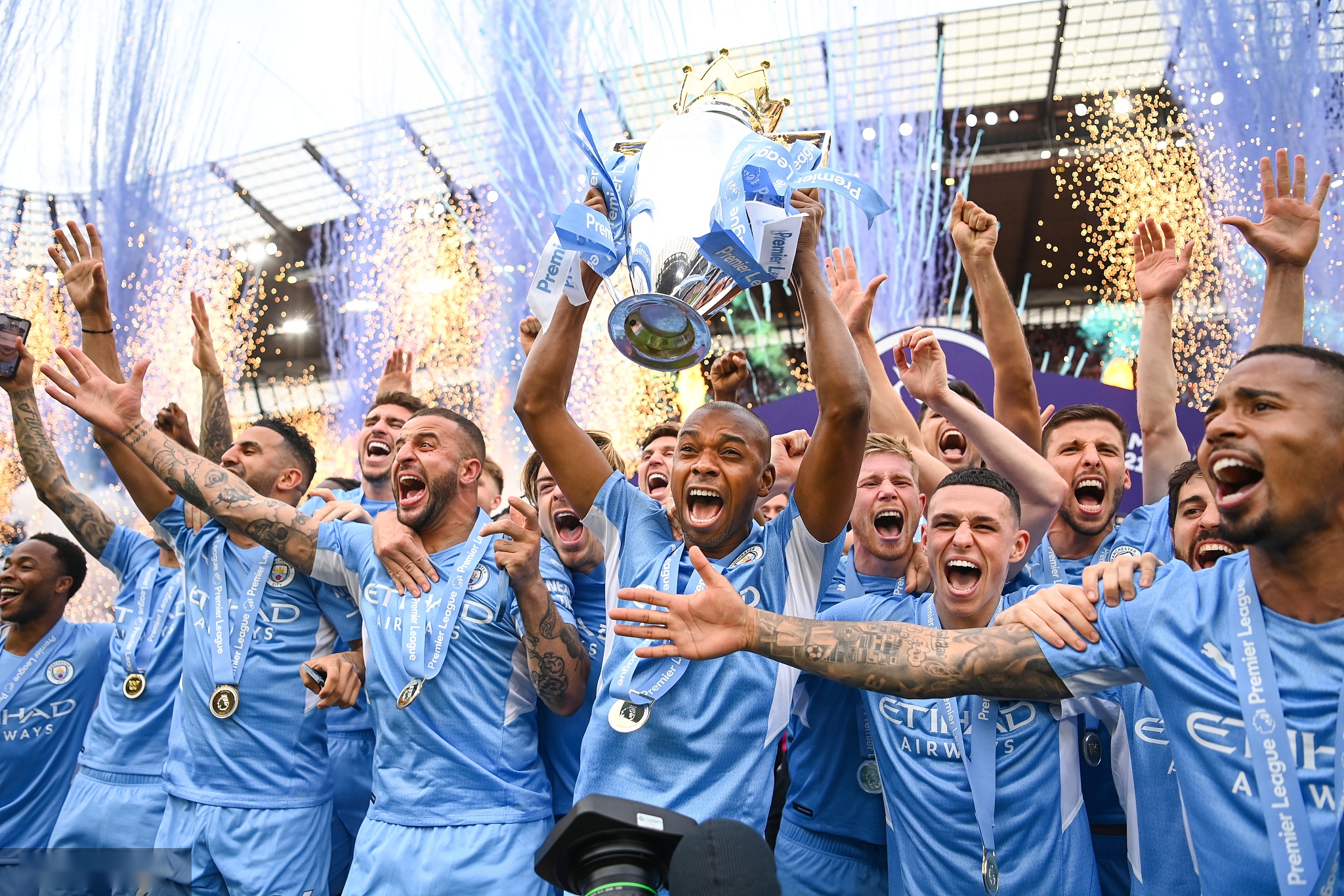 但大家都留 但大家都留